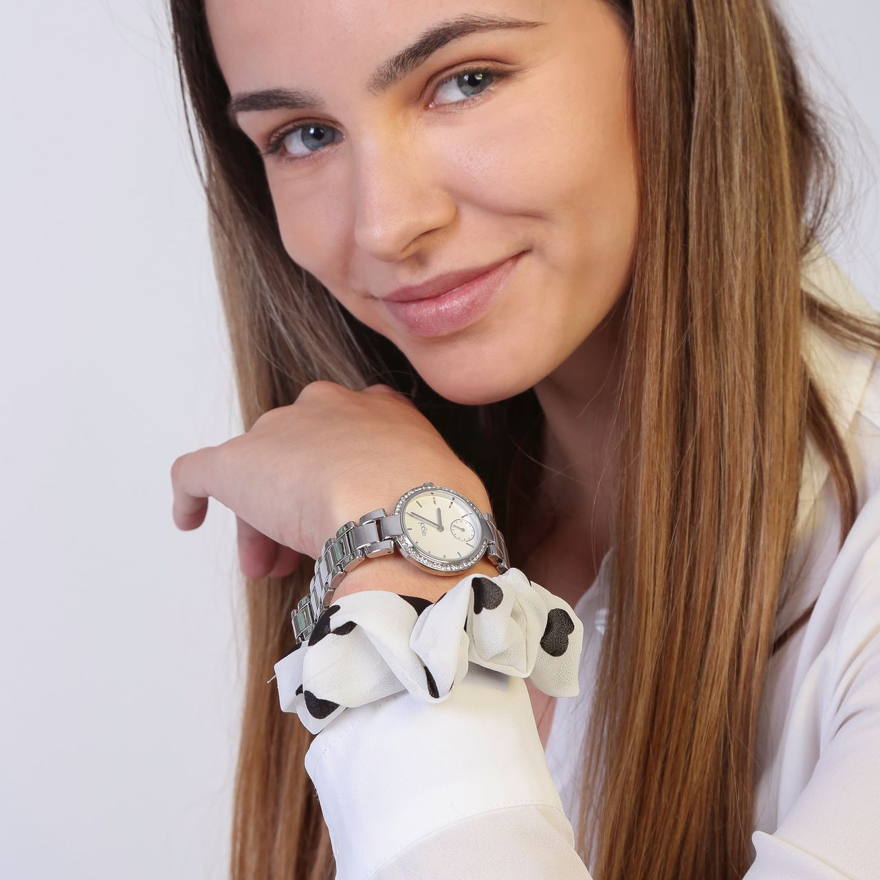 Witte scrunchie met zwarte harten
