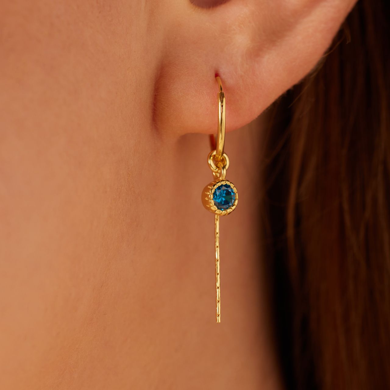 Zilveren goldplated oorringen met hanger geboortesteen voor dames
