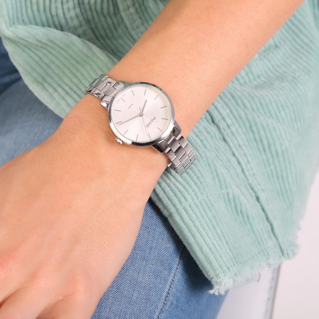 Pulsar Dames Horloge Zilverkleurig 50m