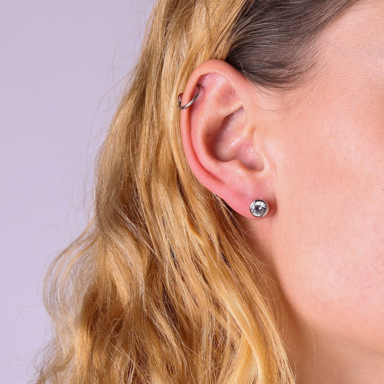 Stalen oorknoppen met witte zirkonia