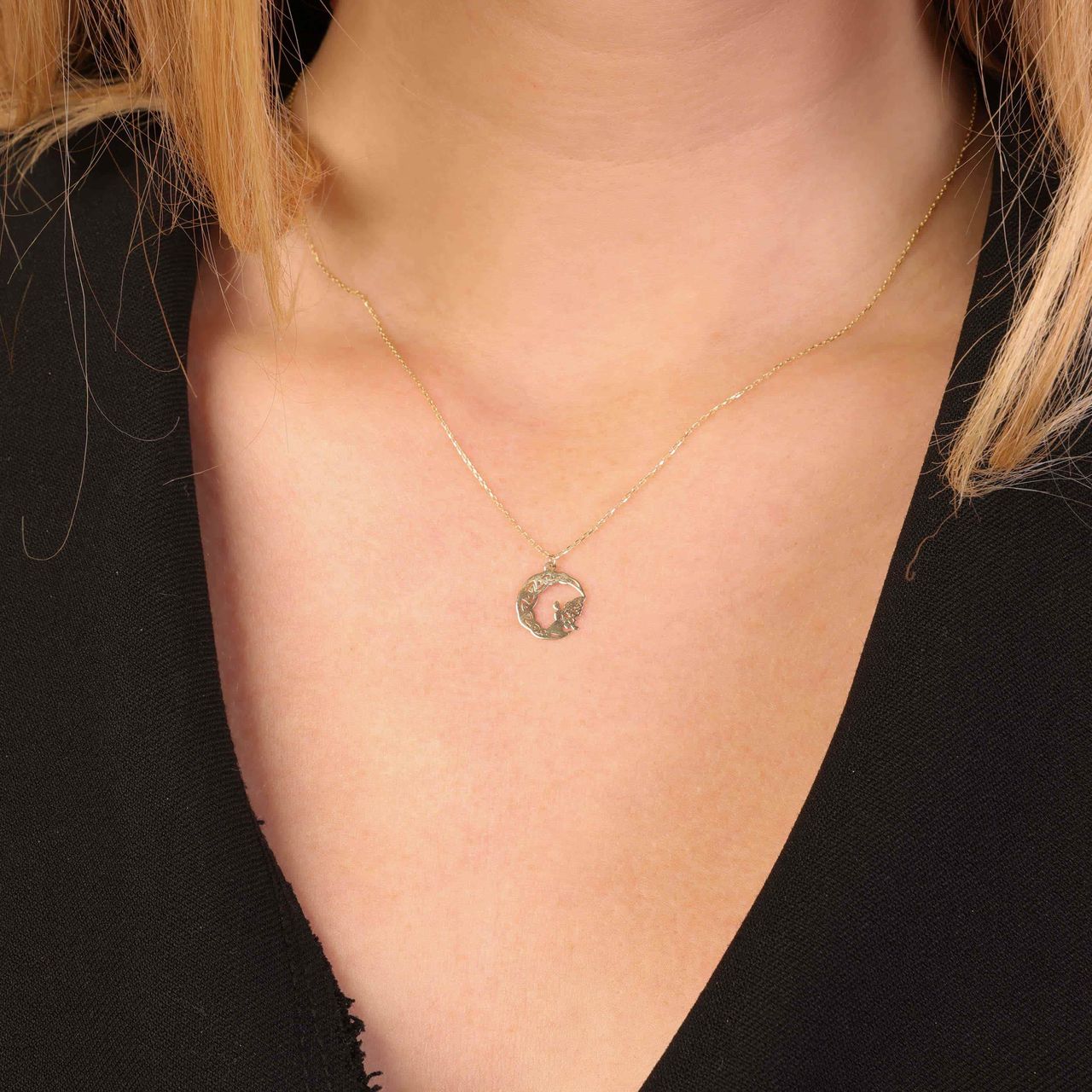 9 Karaat ketting hanger maan met engel