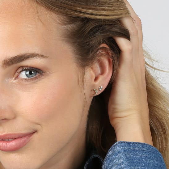 Zilveren goldplated oorknop wish