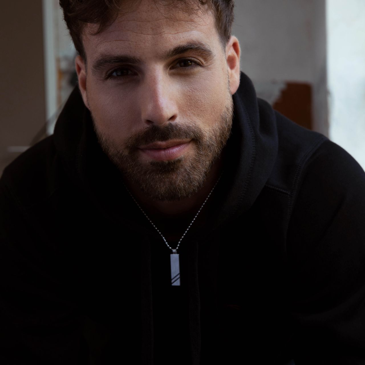 Gerecycled stainless steel ketting met hanger plaat streep zwart voor heren