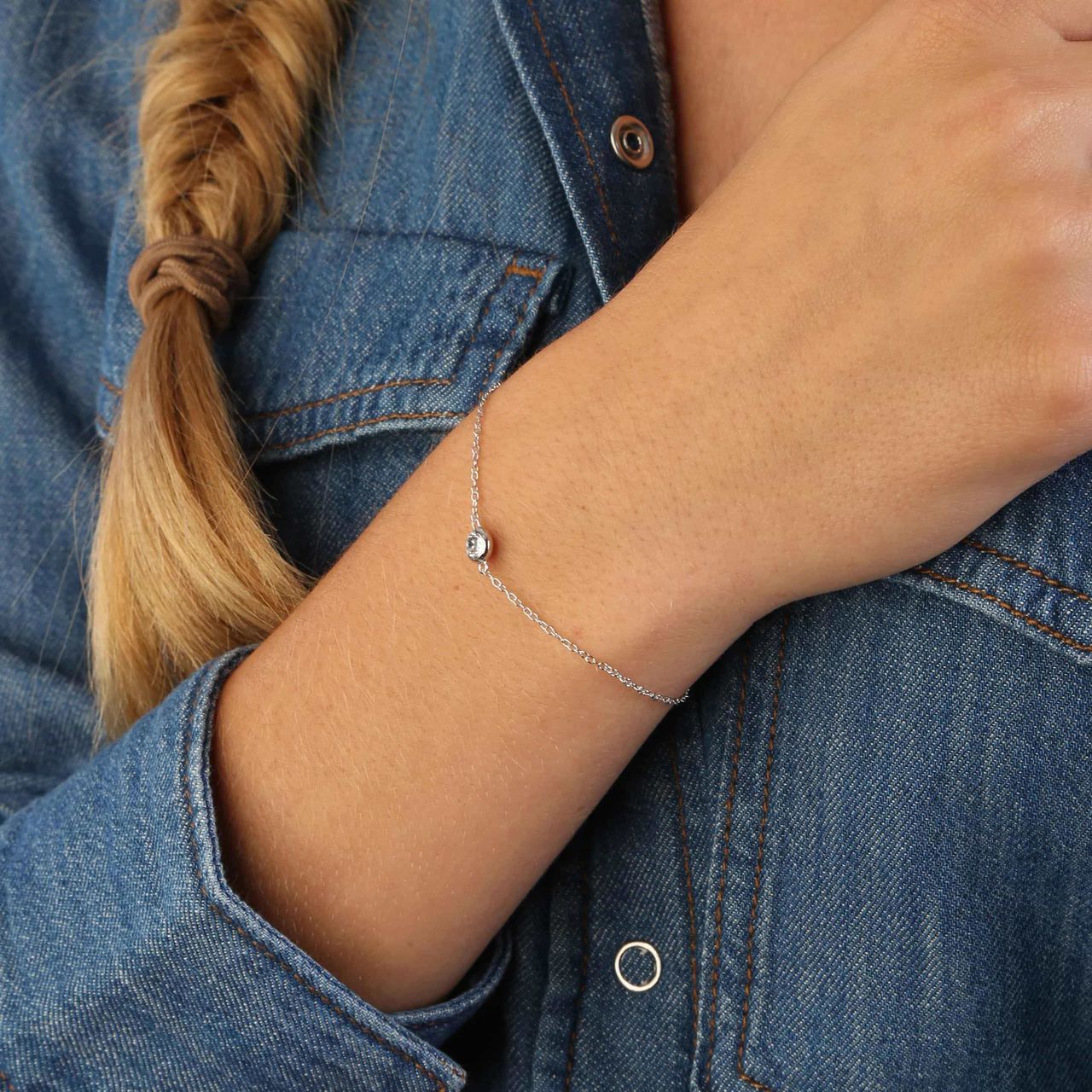 Zilveren armband met witte kristal