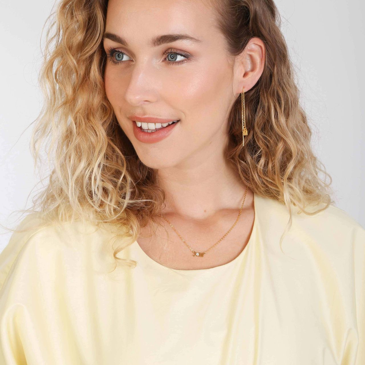 Zilveren goldplated naamketting met zirkonia voor dames