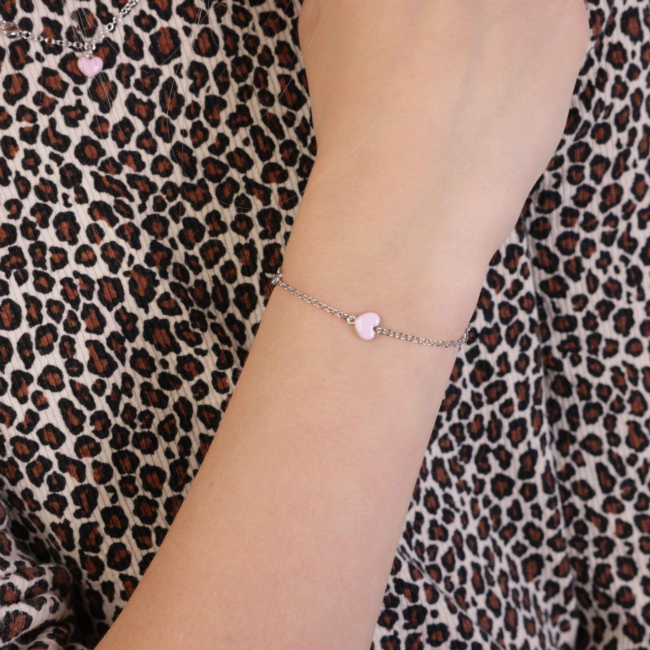 Zilveren kinderarmband hart roze emaille