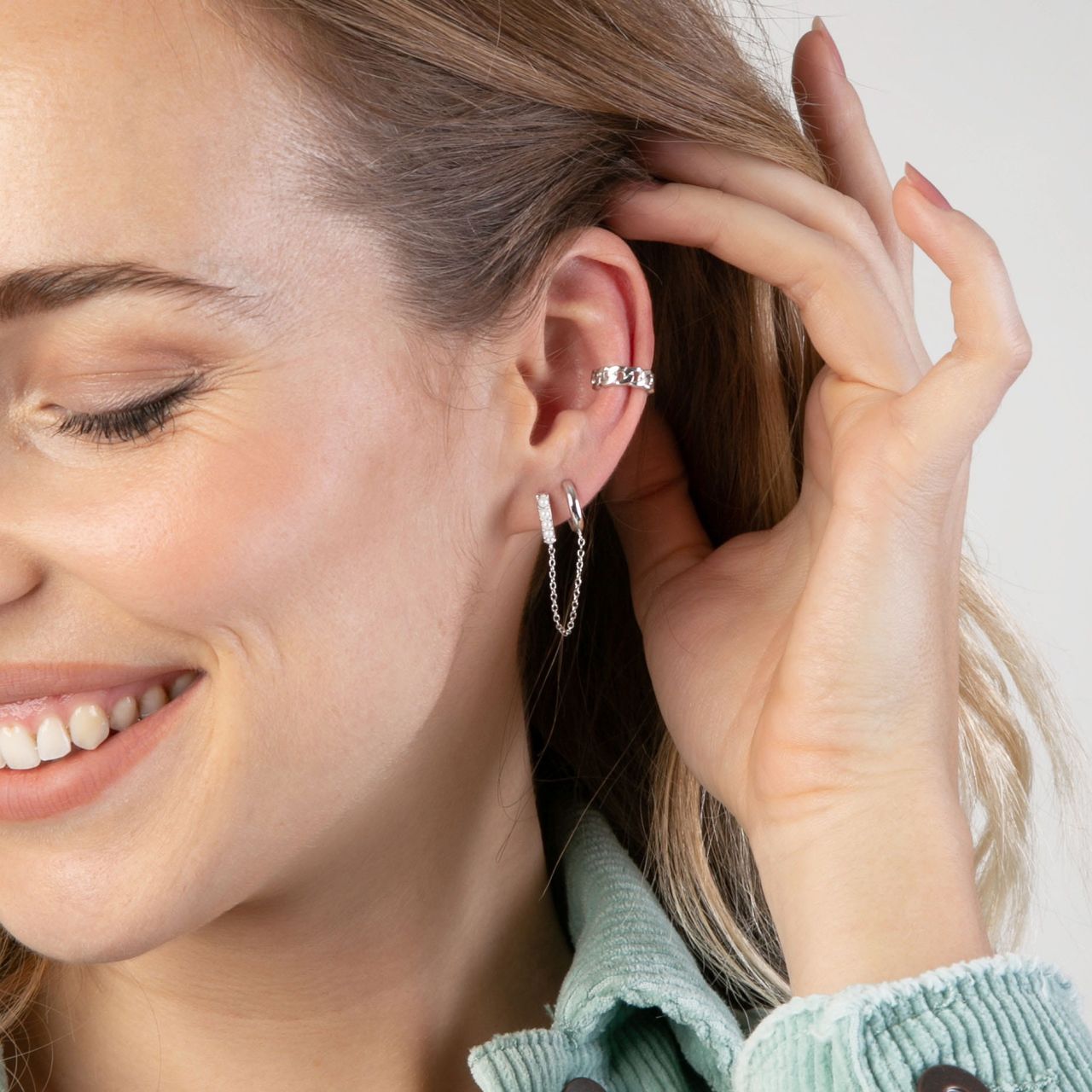 Zilveren earcuff gourmetschakel