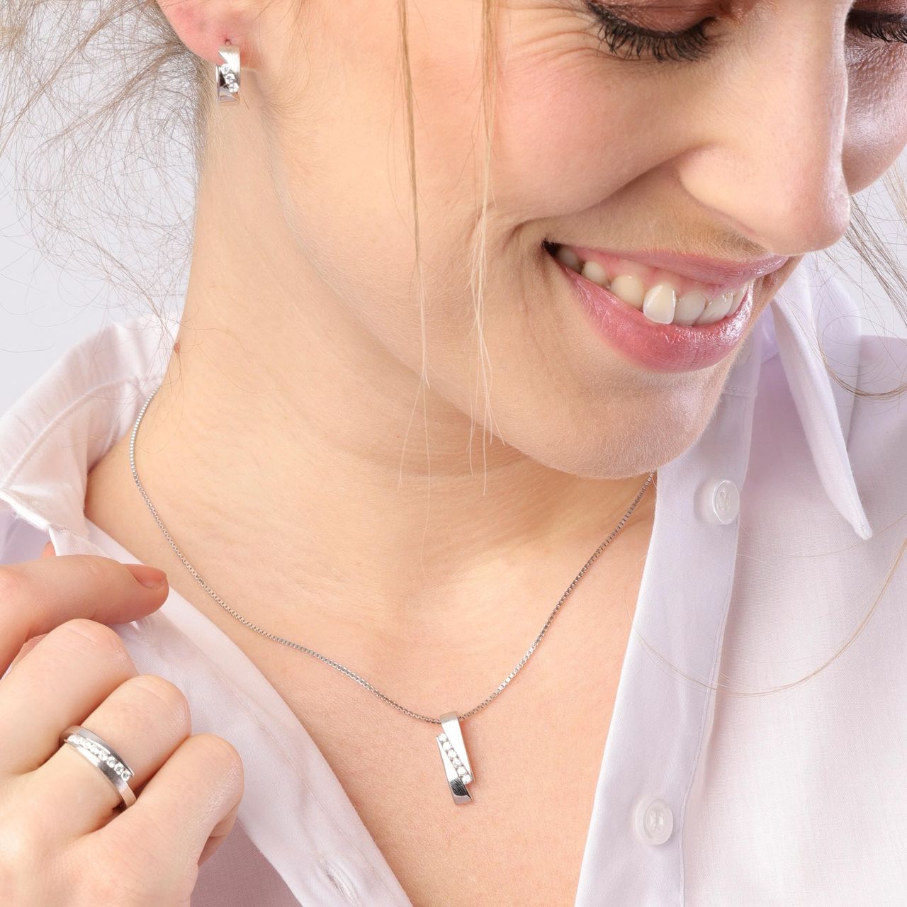 Zilveren ketting met hanger mat/glans met zirkonia