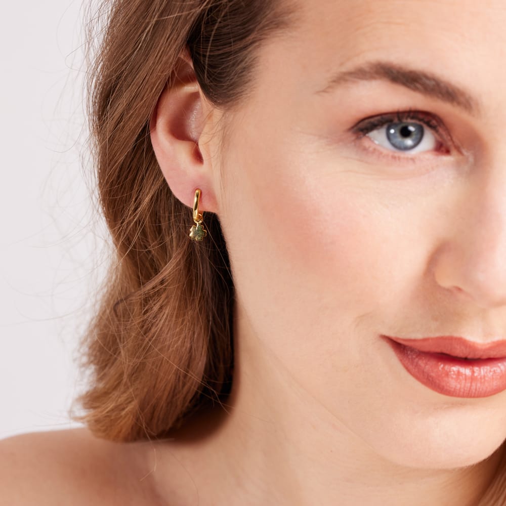 Zilveren goldplated oorbellen ovaal bloem