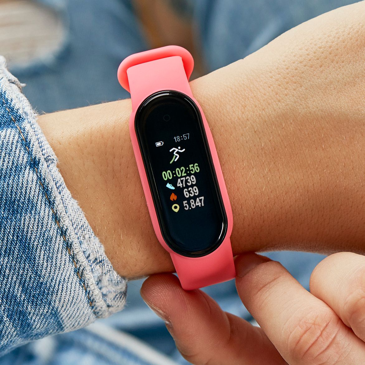 Marea smartwatch pastelroze rubberen band B57007/7