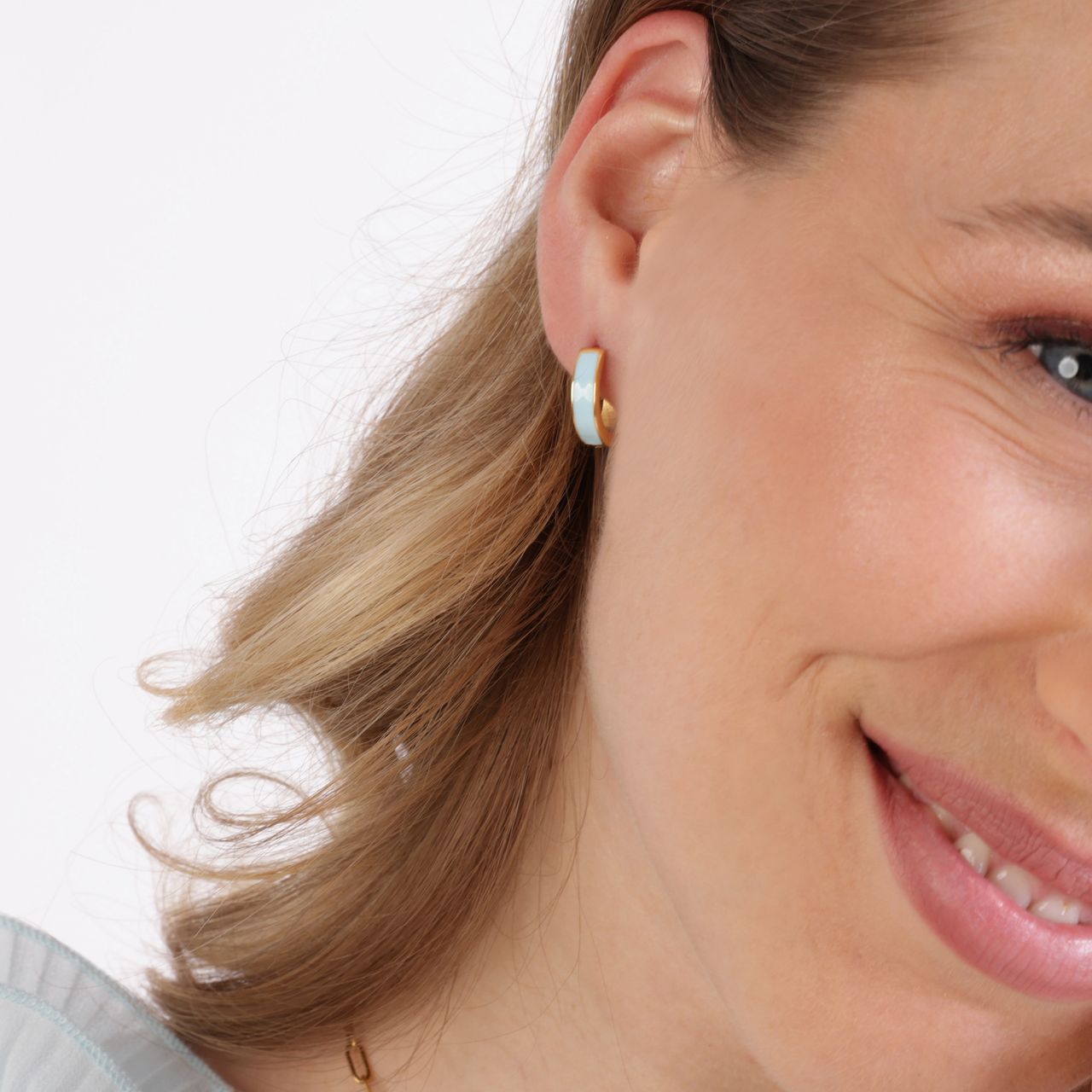 Stainless steel goldplated oorringen met emaille blauw voor dames