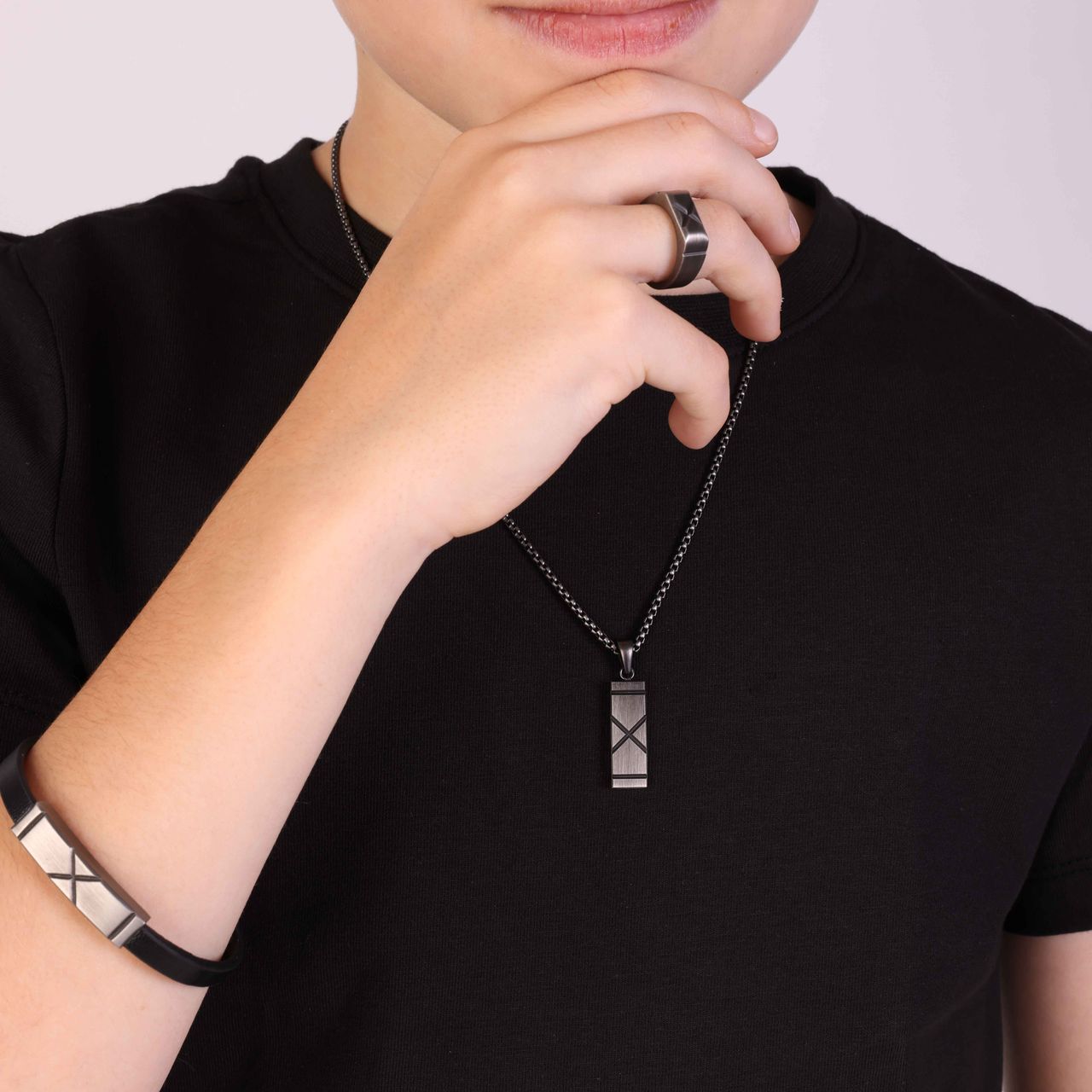 Plattenarmband für Jungen, Edelstahl, mit schwarzem Leder