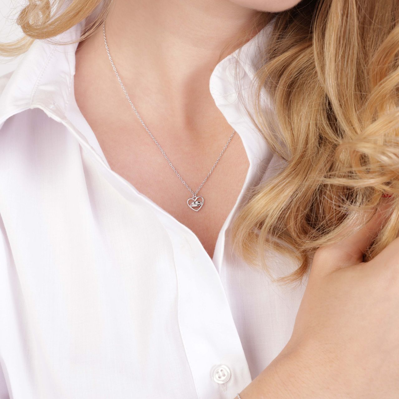 Zilveren ketting met hanger hart kiss
