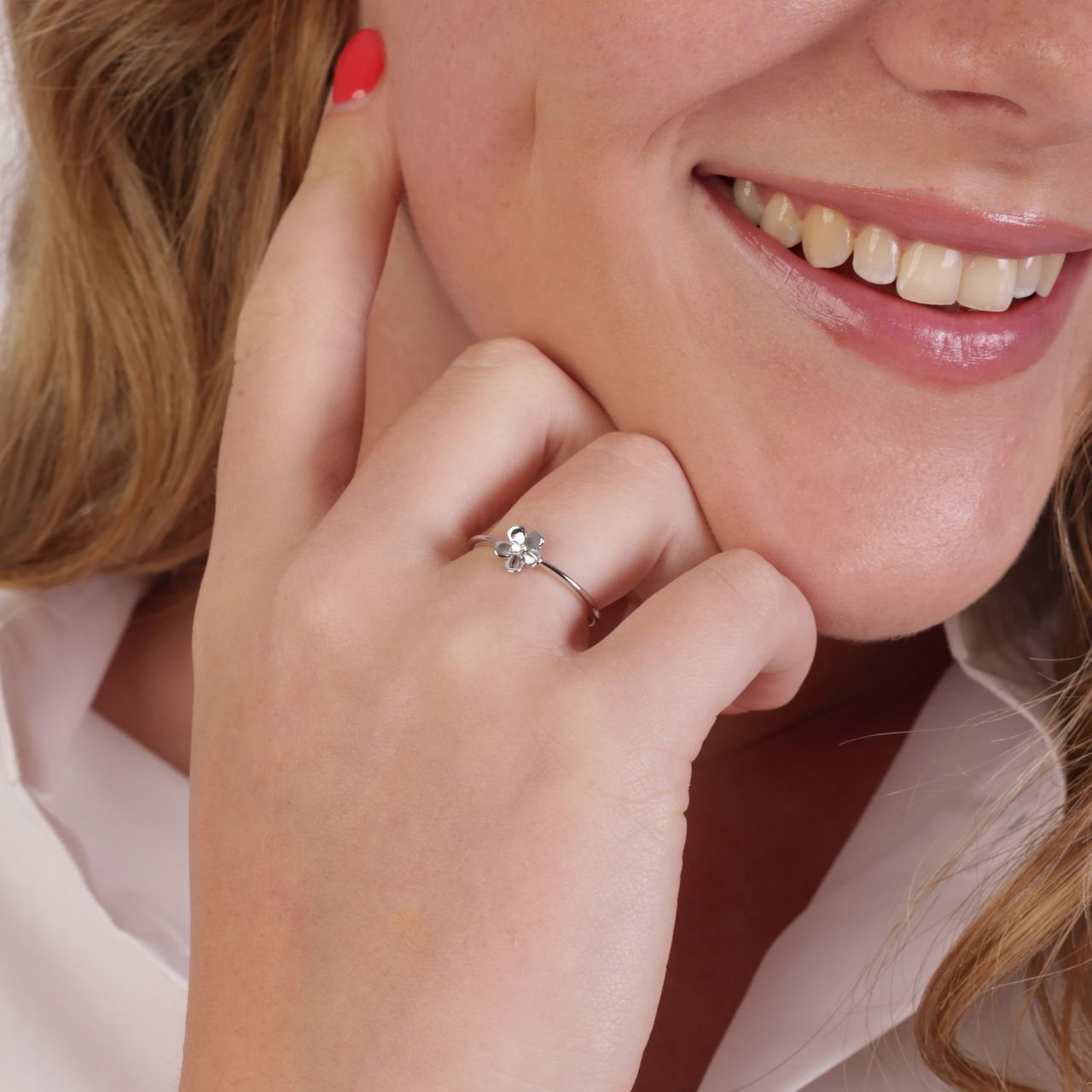 Zilveren ring bloem zirkonia