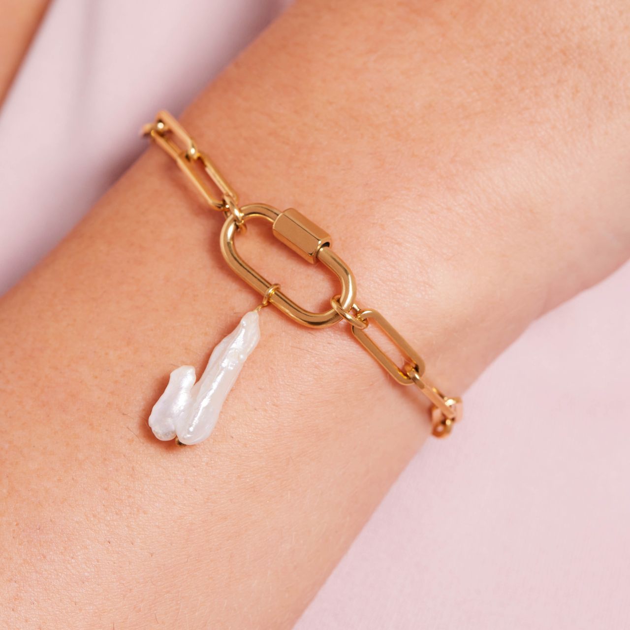 Stainless steel goldplated fantasiearmband met parel voor dames