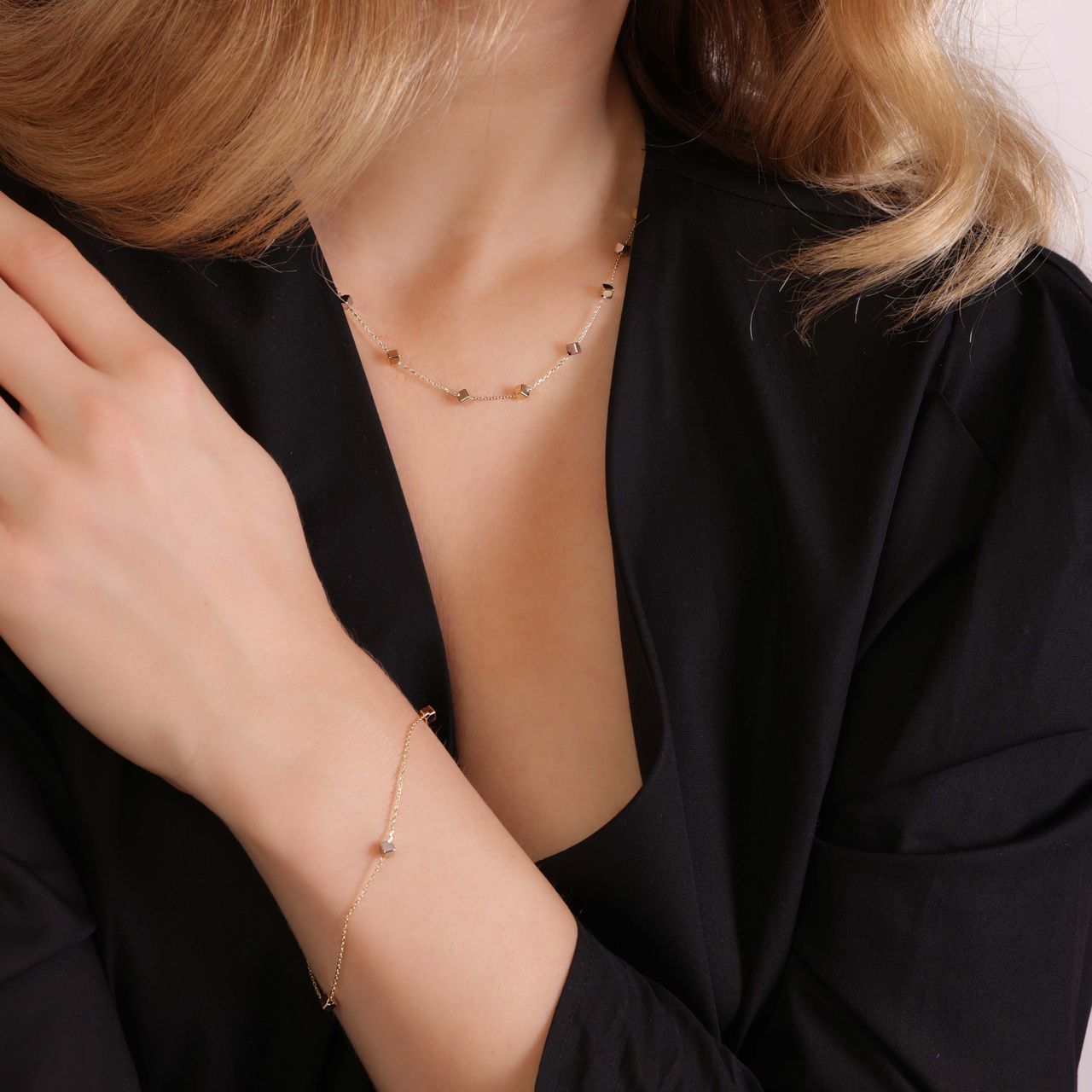 14K bicolor ketting geel- en witgouden kubussen
