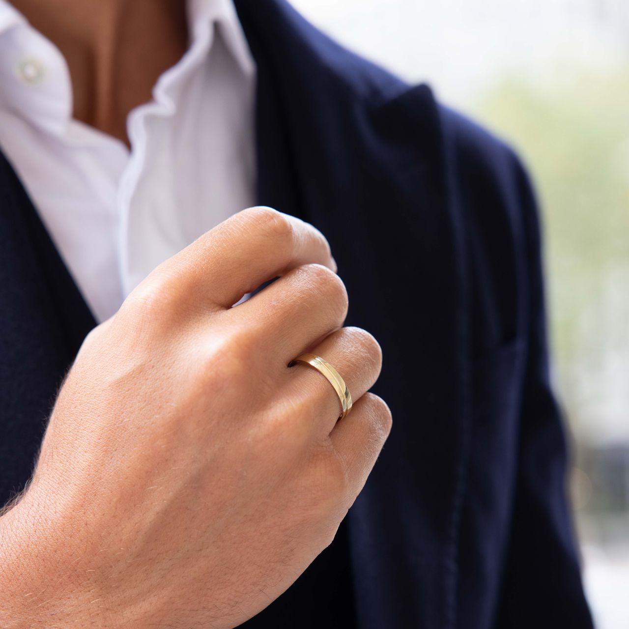 Trauring für Herren, 375 Gelbgold, 4 mm, Sterre TW 457