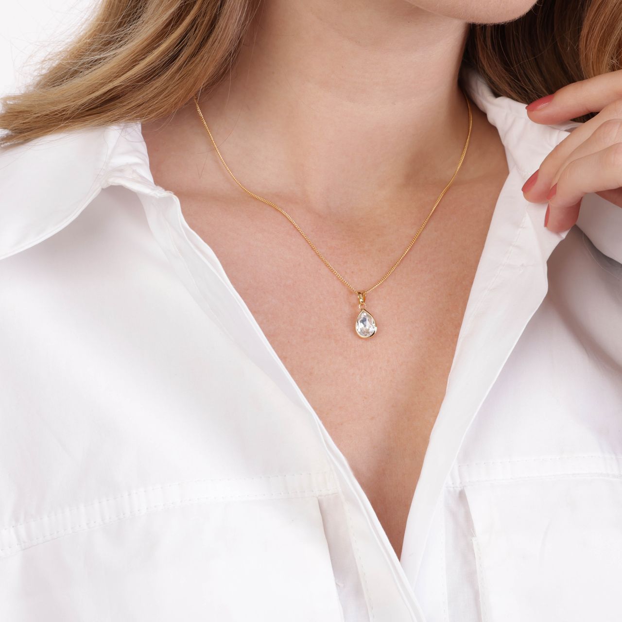 Zilveren goldplated ketting met hanger druppel met kristal voor dames