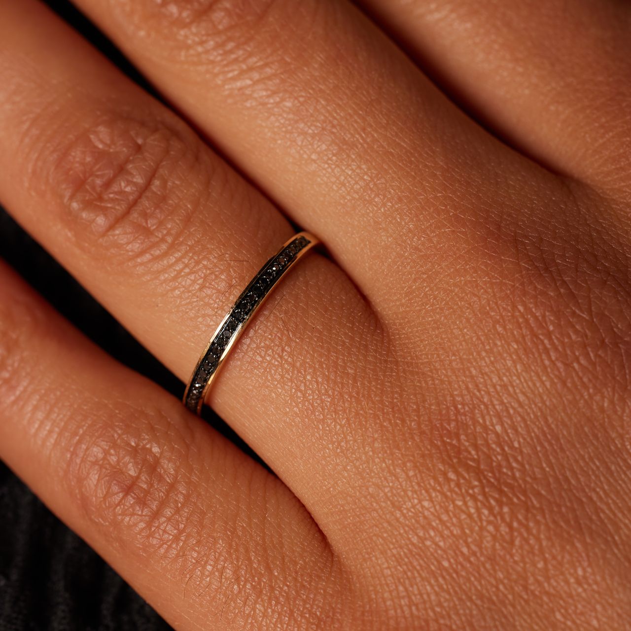 14K geelgouden railring 29 zwarte diamanten 0,08ct