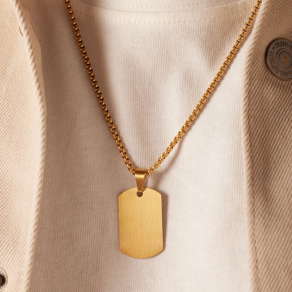 Gerecycled stainless steel goldplated ketting met hanger plaat mat voor heren