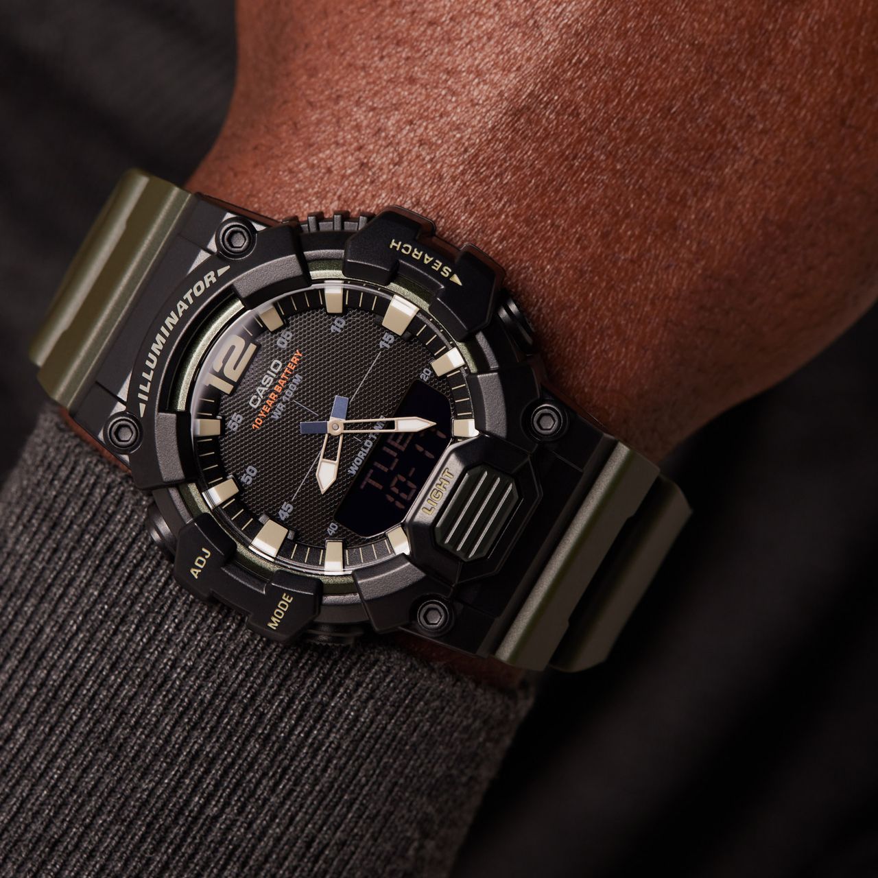 Casio Analoog en digitaal Heren Horloge Zwart HDC-700-3AVEF