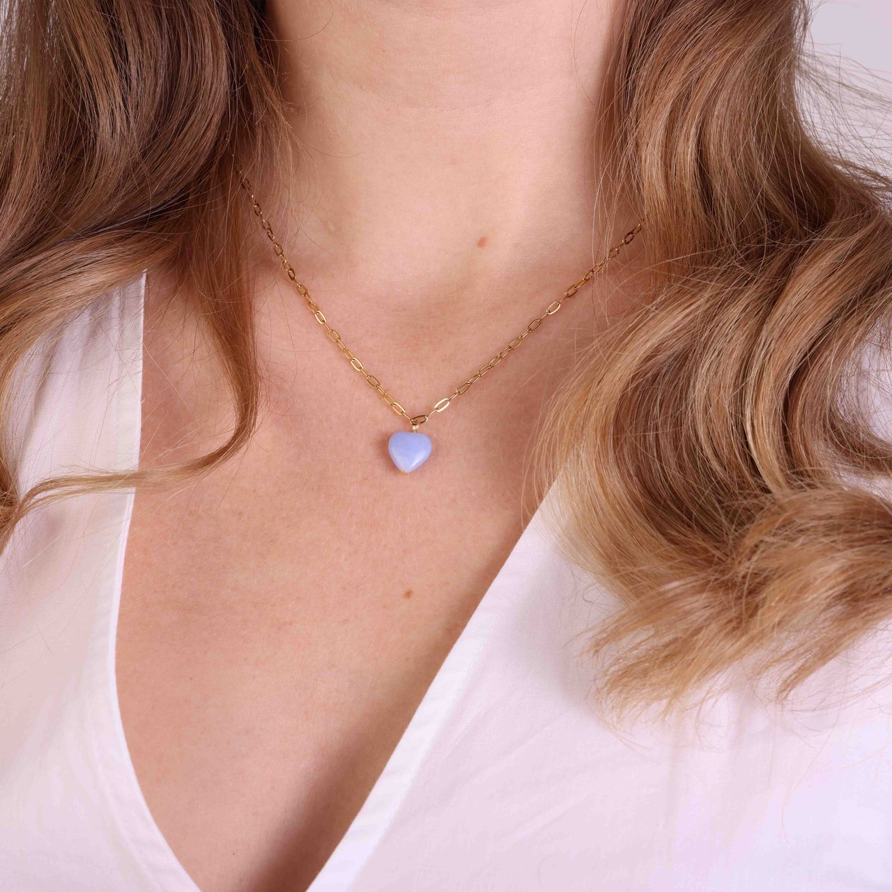 Stalen goldplated ketting met hanger hart met blauwe agaat voor dames