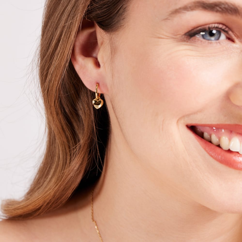 Zilveren goldplated oorhangers hart met zirkonia voor dames