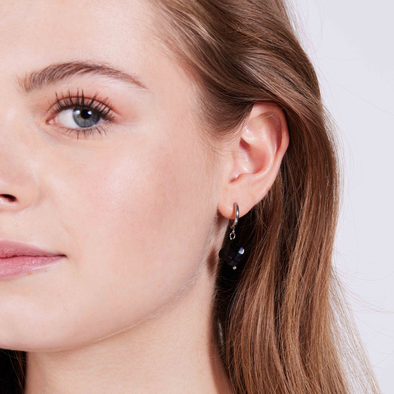 Stainless steel oorbellen met zwarte agaat