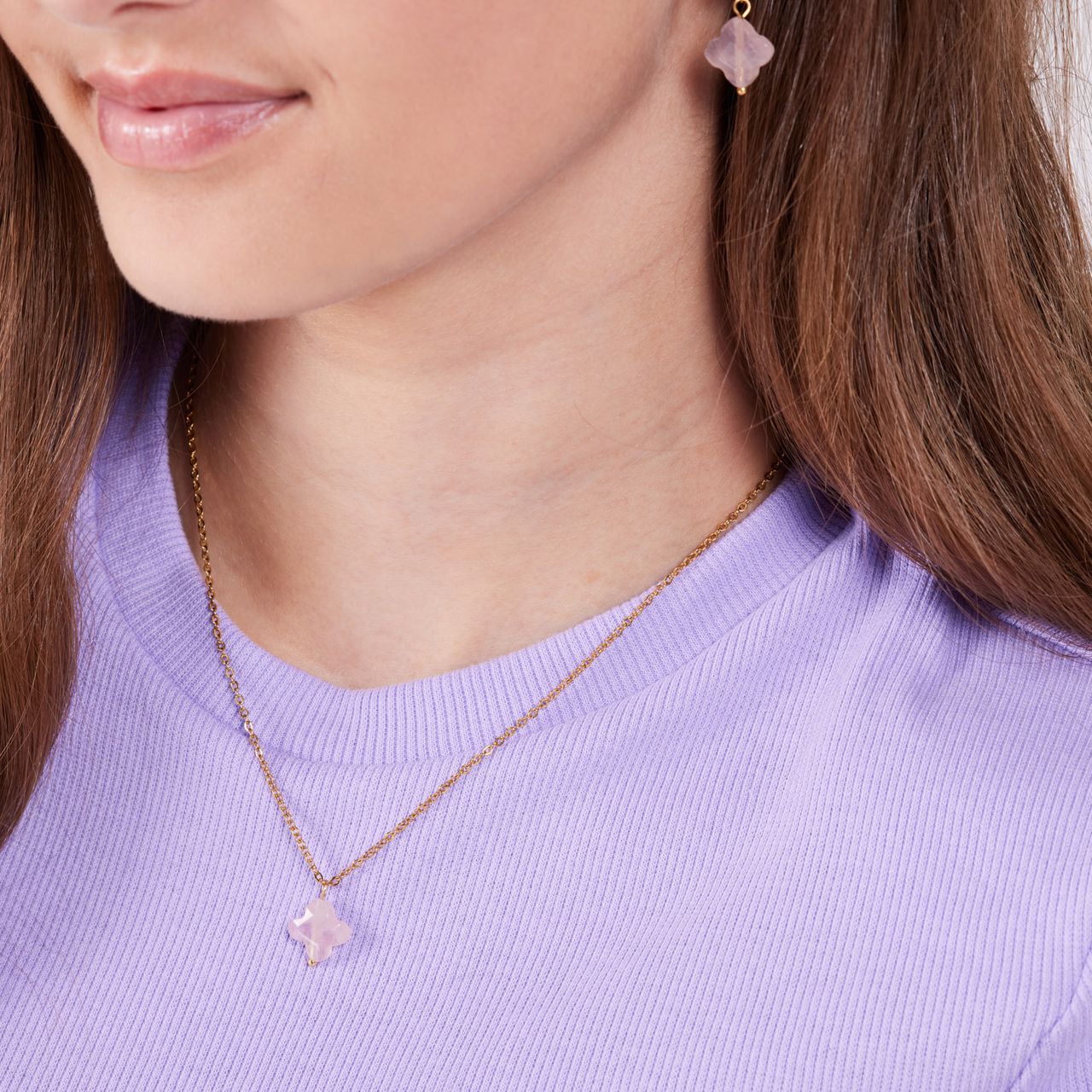 Stalen goldplated ketting met hanger bloem met rozenkwarts voor dames