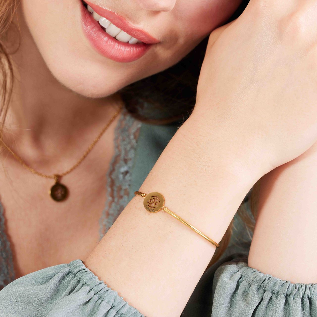 Stalen goldplated fantasiearmband met sterrenbeeld Kreeft voor dames