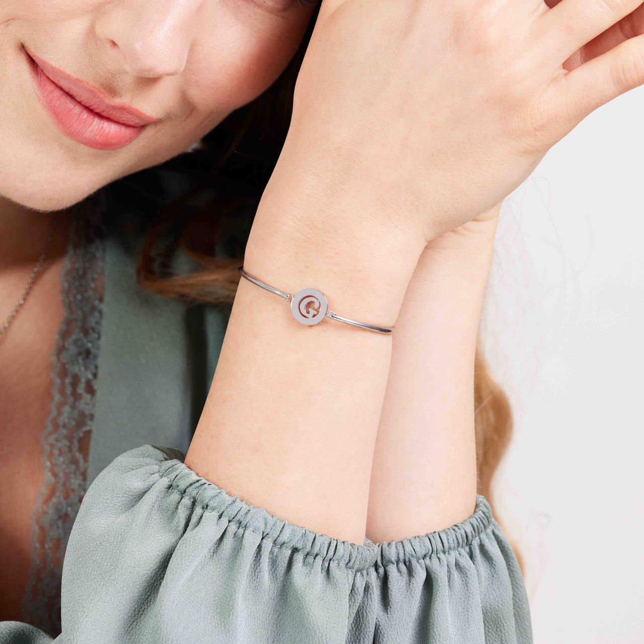 Stainless steel armband met letter - G