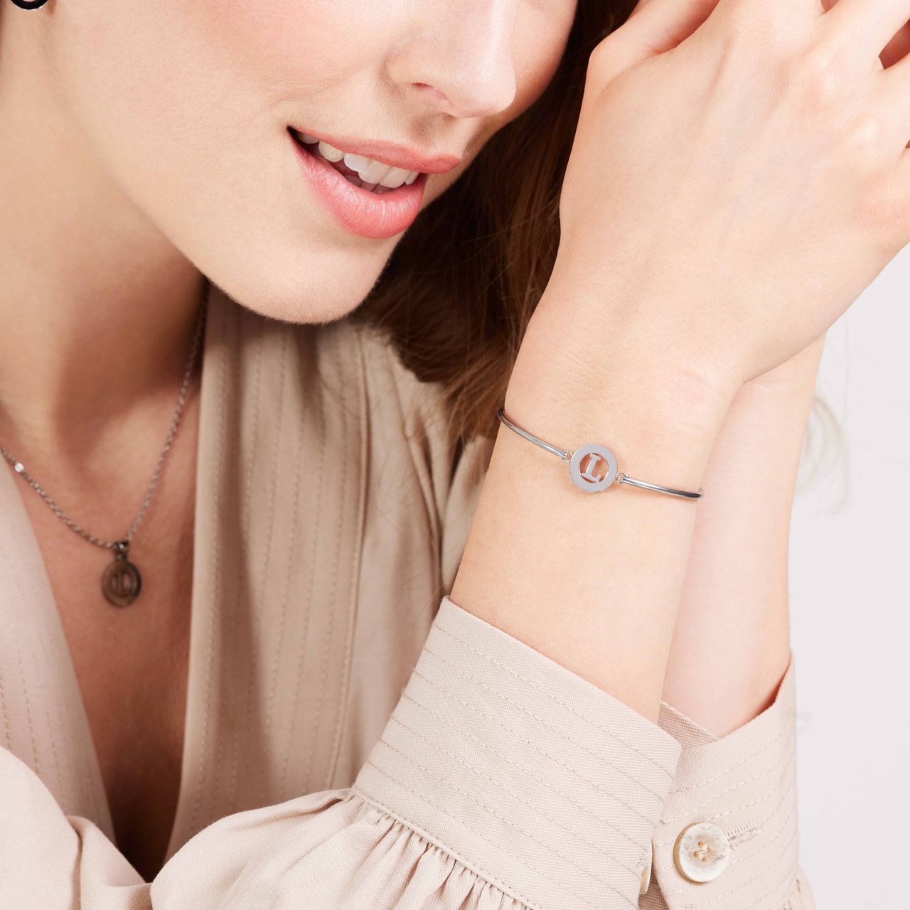 Stainless steel armband met letter - L