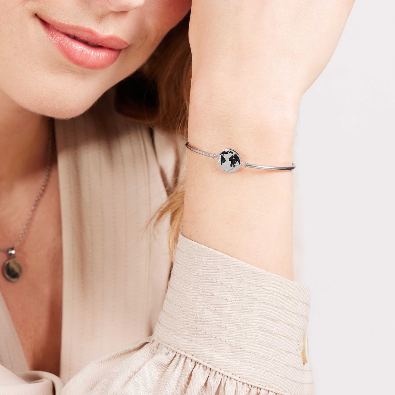 Stainless steel armband met wereldbol