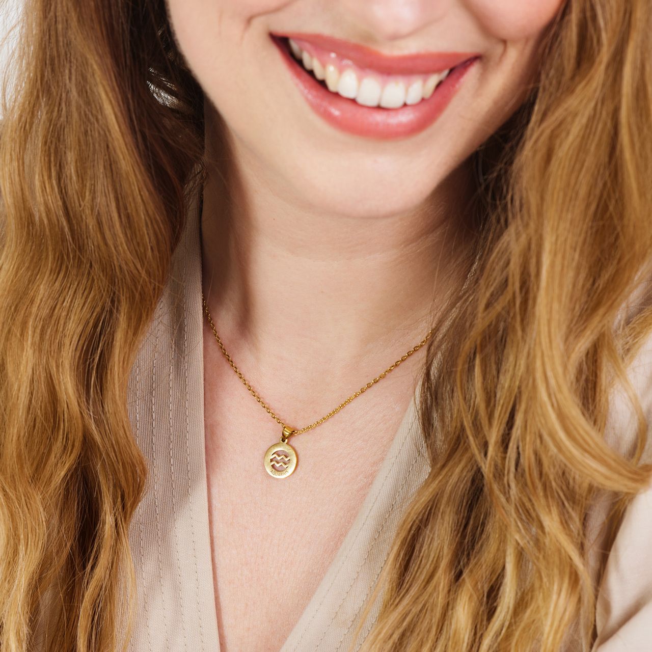 Stainless steel goldplated ketting met hanger sterrenbeeld Watermanvoor dames