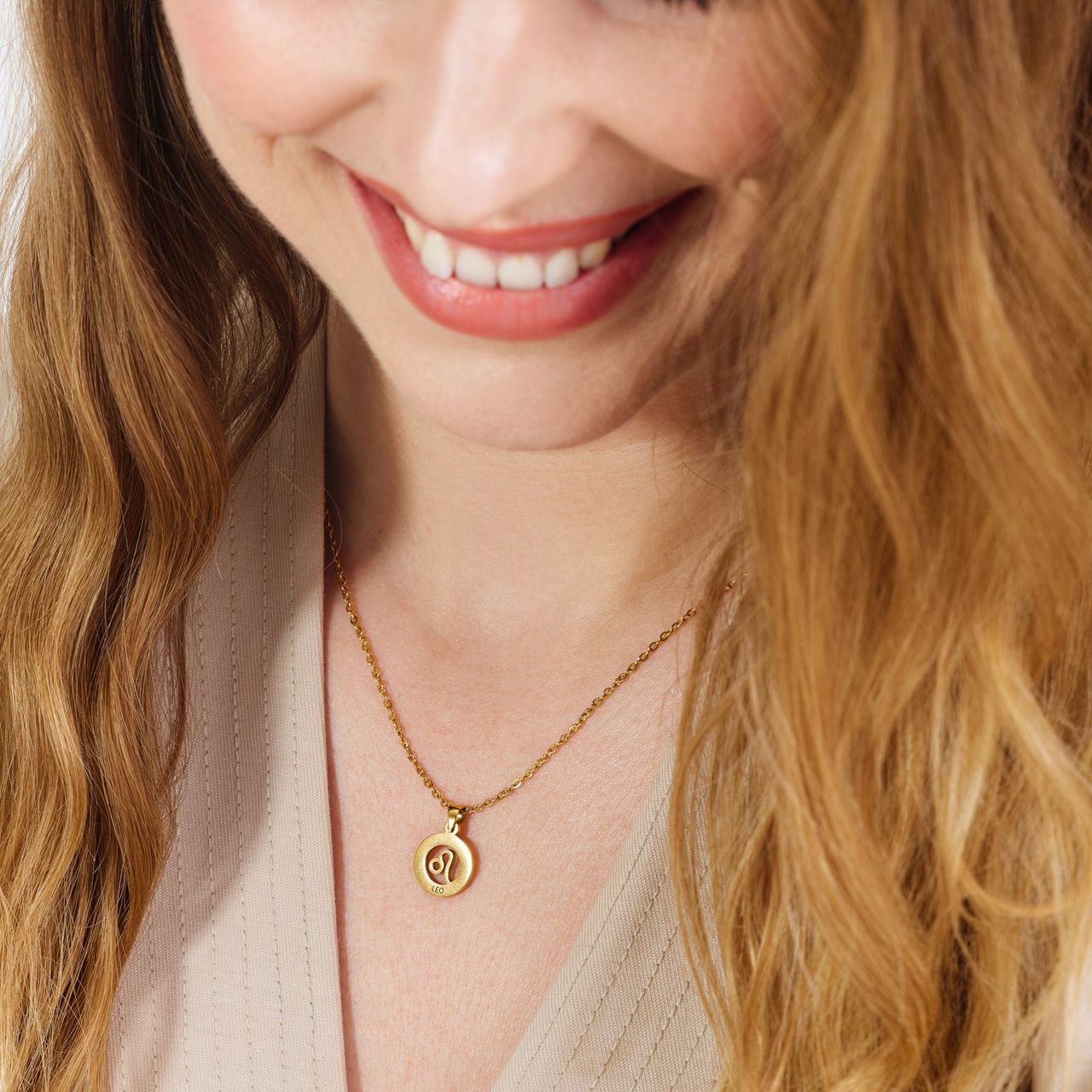 Stalen goldplated ketting met hanger sterrenbeeld Leeuw voor dames
