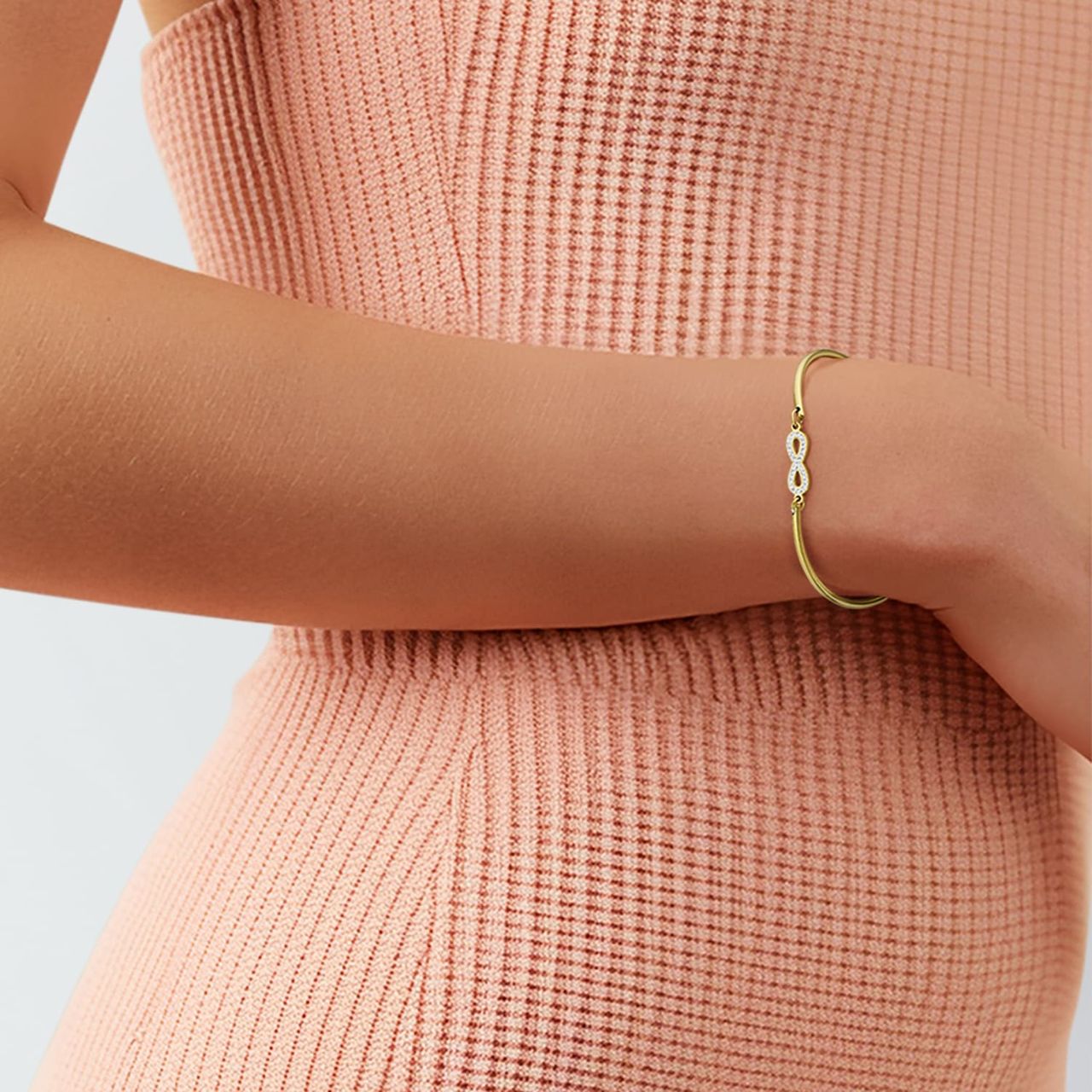 Stalen goldplated ketting met sterrenbeeld maagd