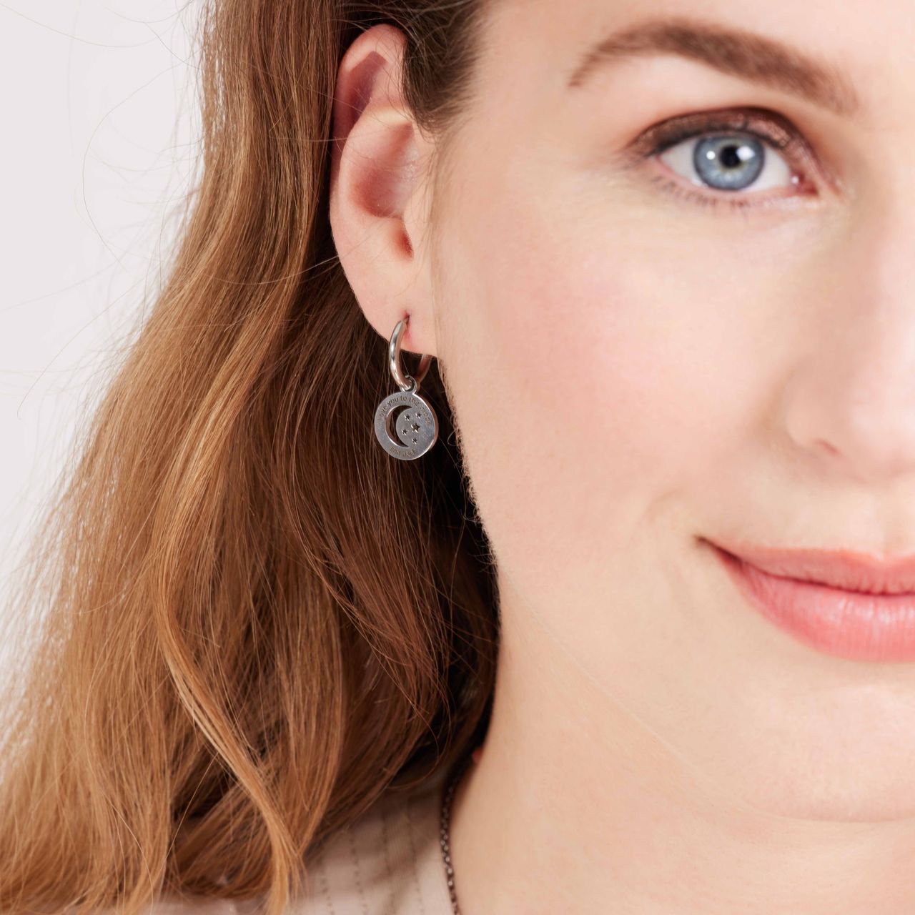 Stainless steel oorbellen to the moon and back