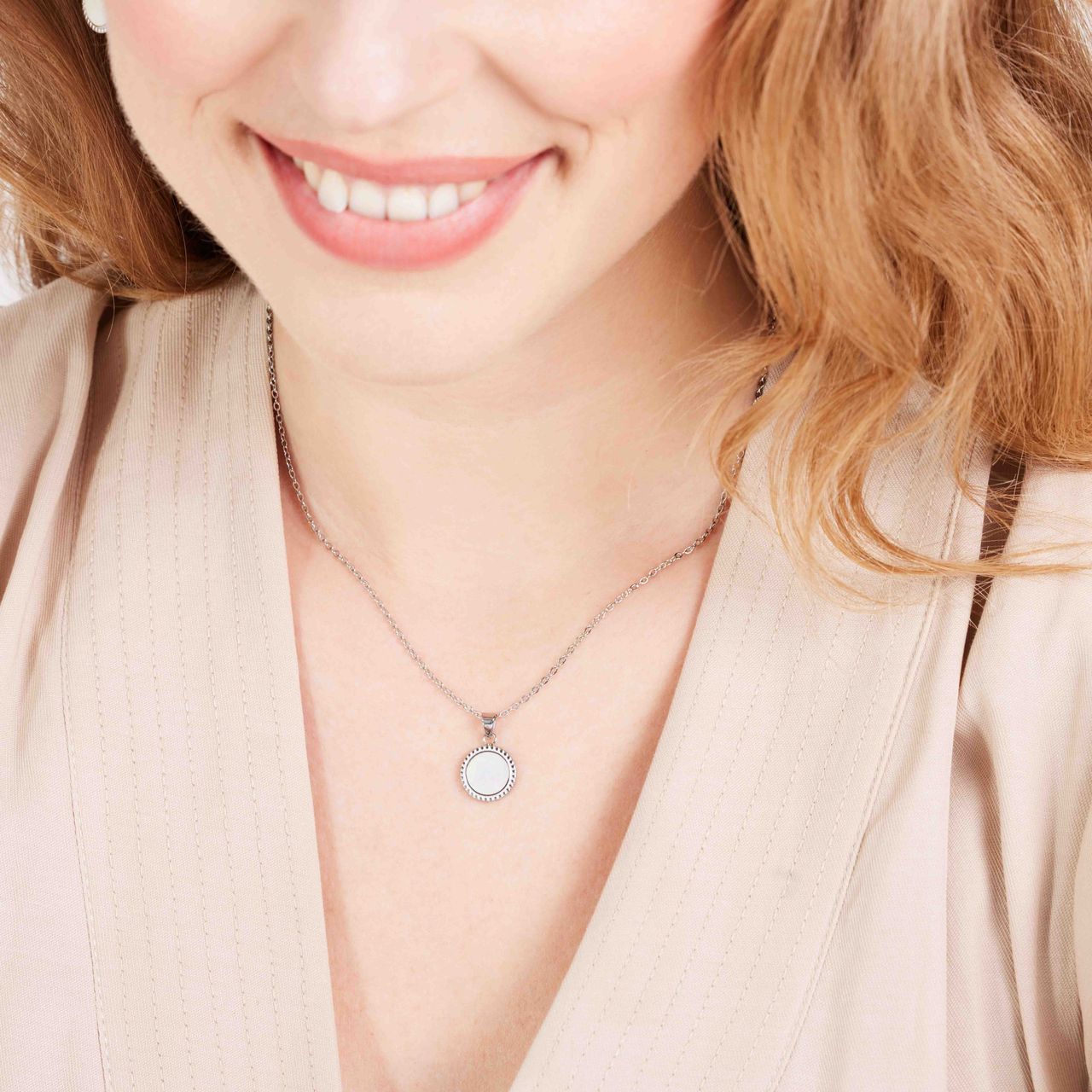 Stainless steel ketting met parelmoer