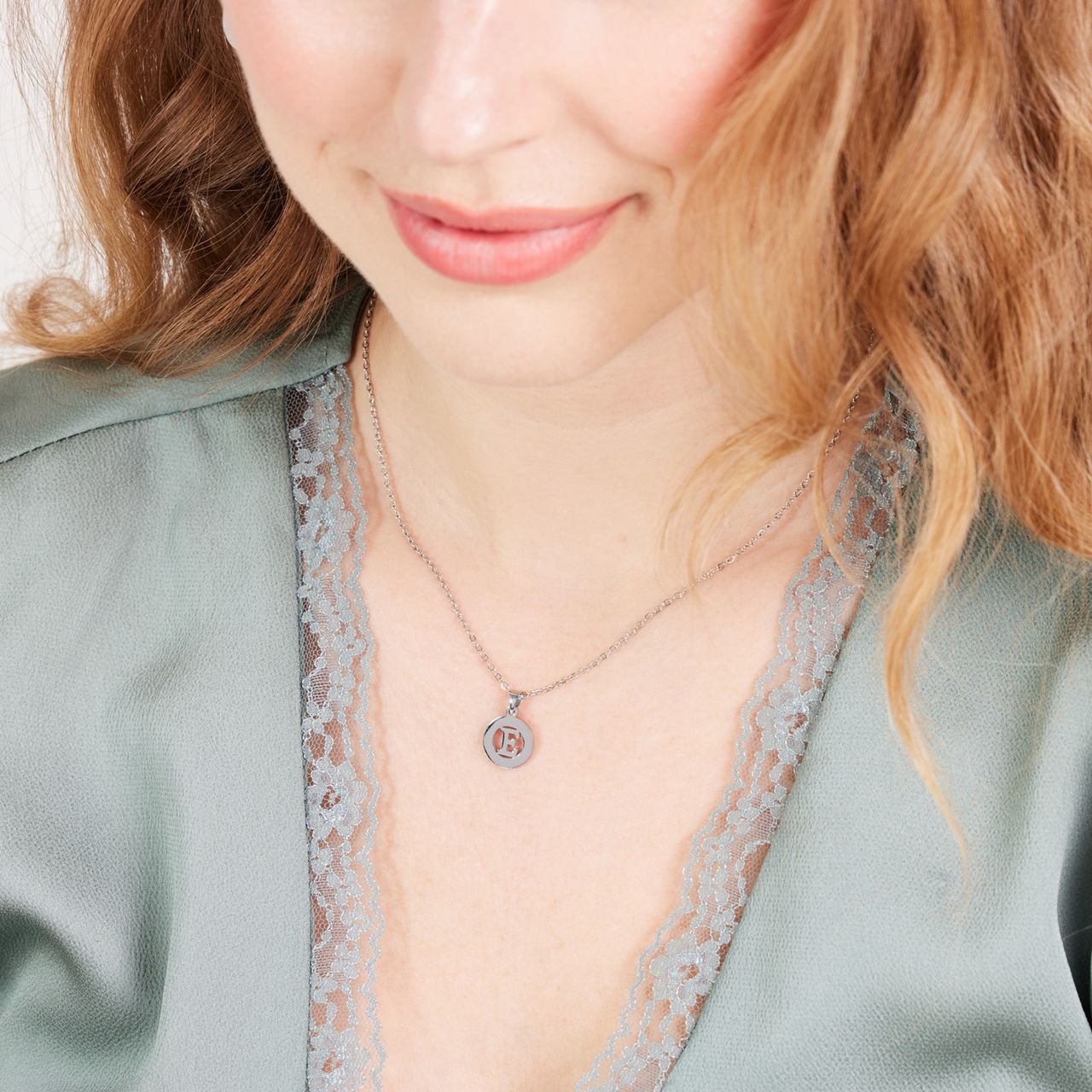 Stainless steel ketting met letter - E