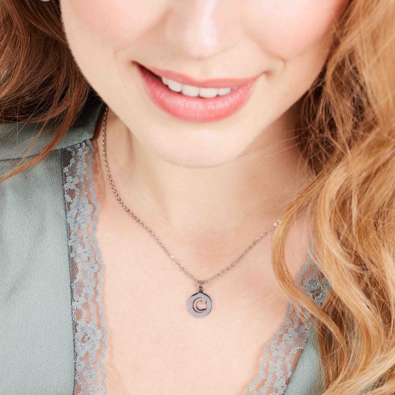 Stalen ketting met letter - C