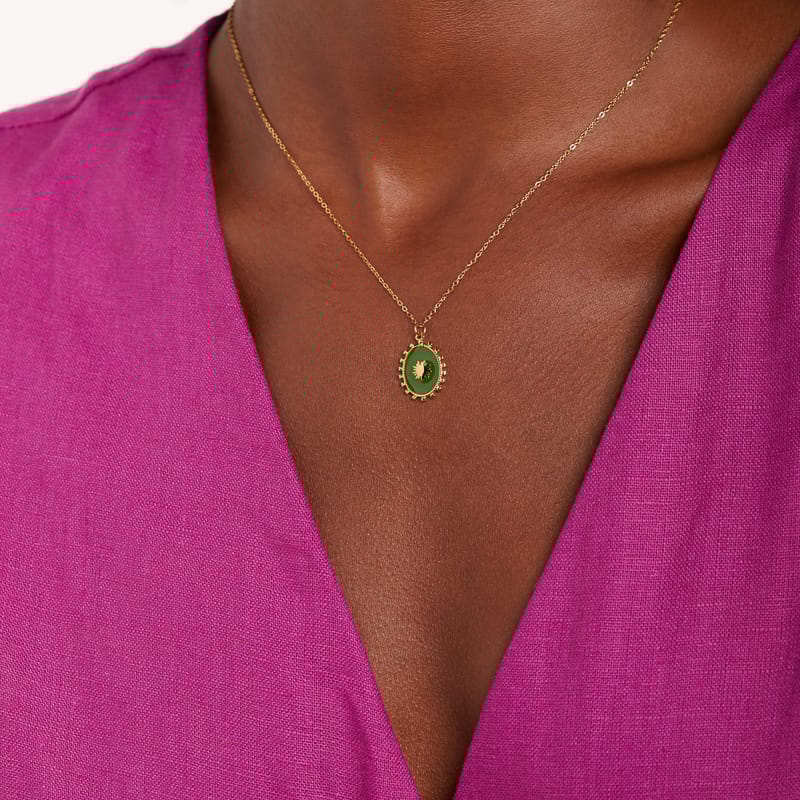Myla stainless steel goldplated ketting met groene ovale munt voor dames