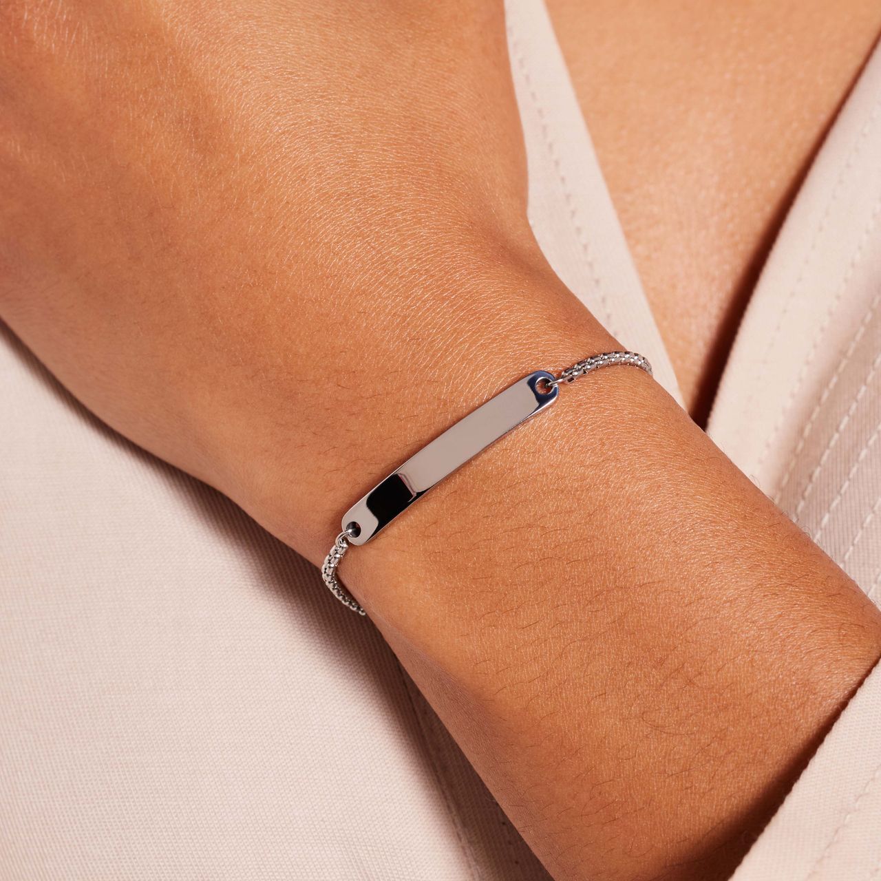 Gerecycled stainless steel armband met plaat hanger