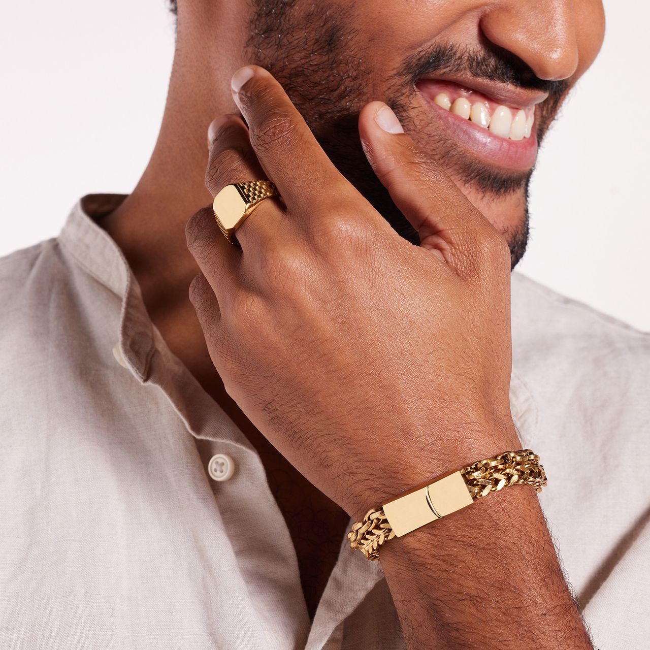 Stainless steel goldplated zegelring bewerkt