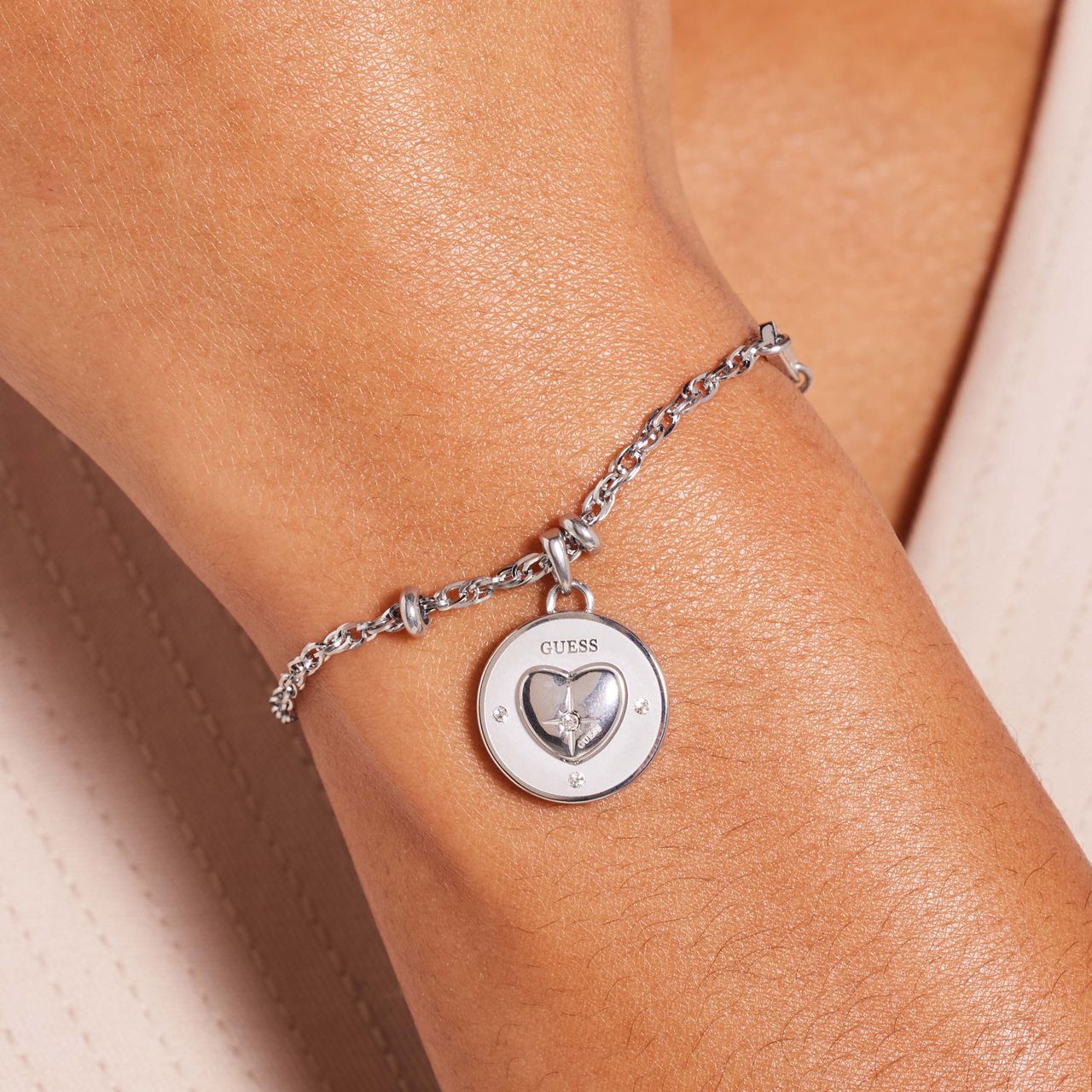 Guess Edelstahlarmband TALISMANIA