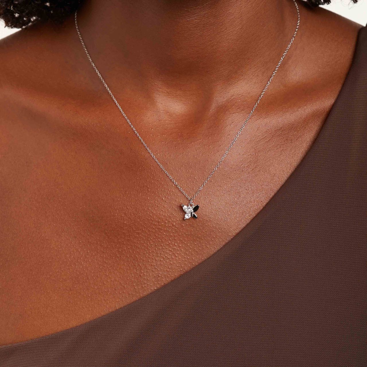 Zilveren ketting met hanger vlinder zirkonia