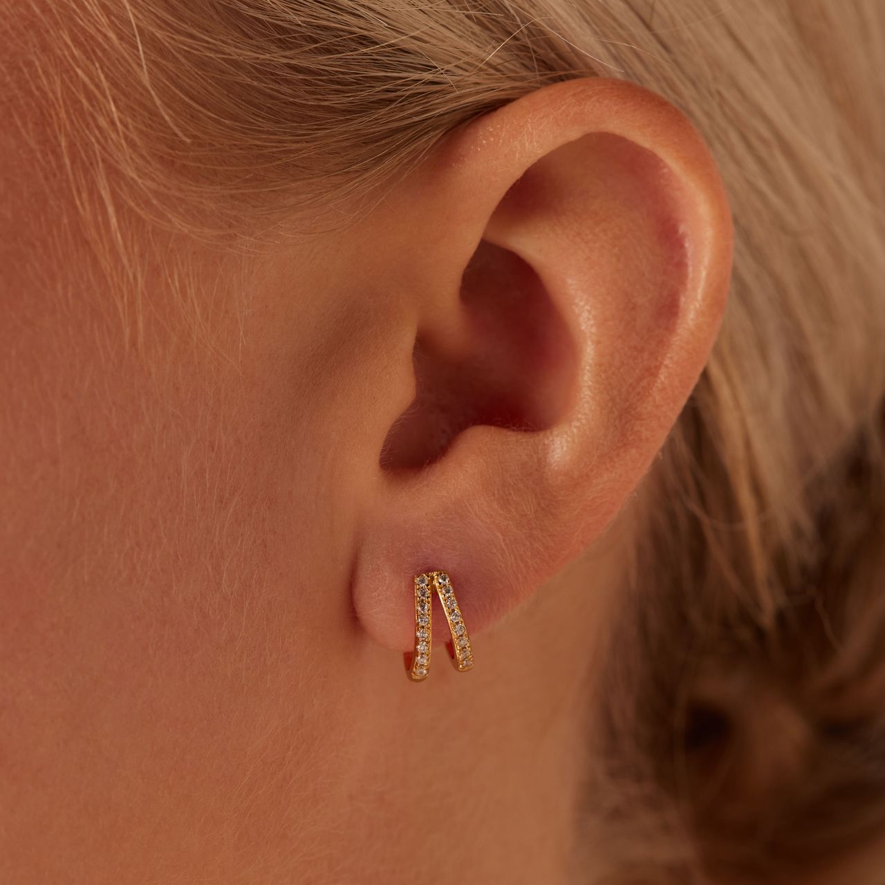 Zilveren goldplated oorknoppen met zirkonia voor dames