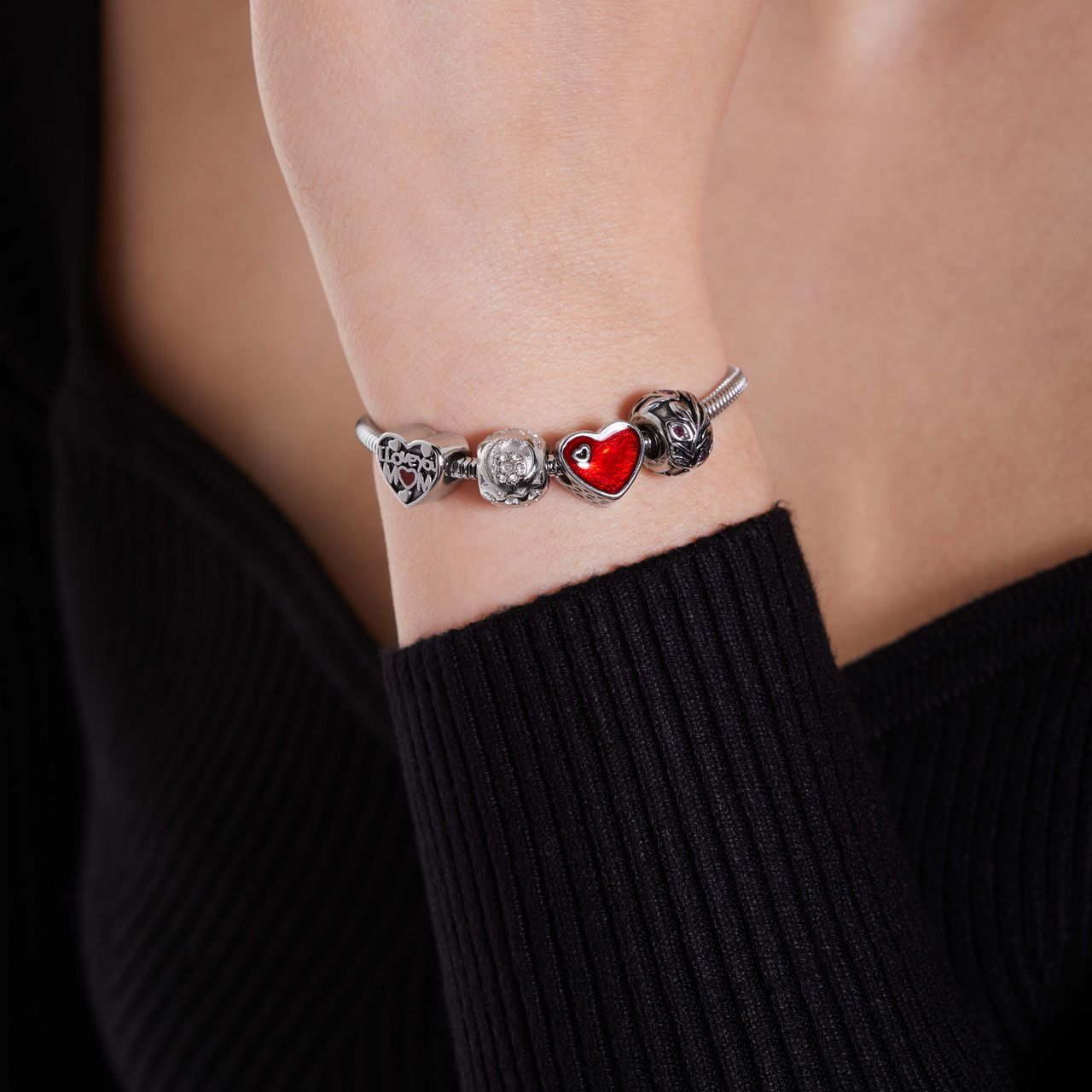 Stainless steel bedel hart met  I love you mom