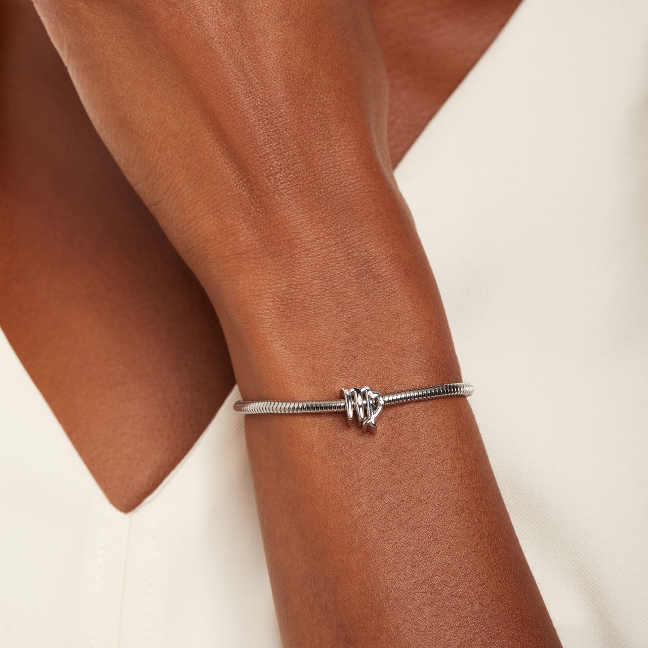 Stainless steel bedel sterrenbeeld maagd