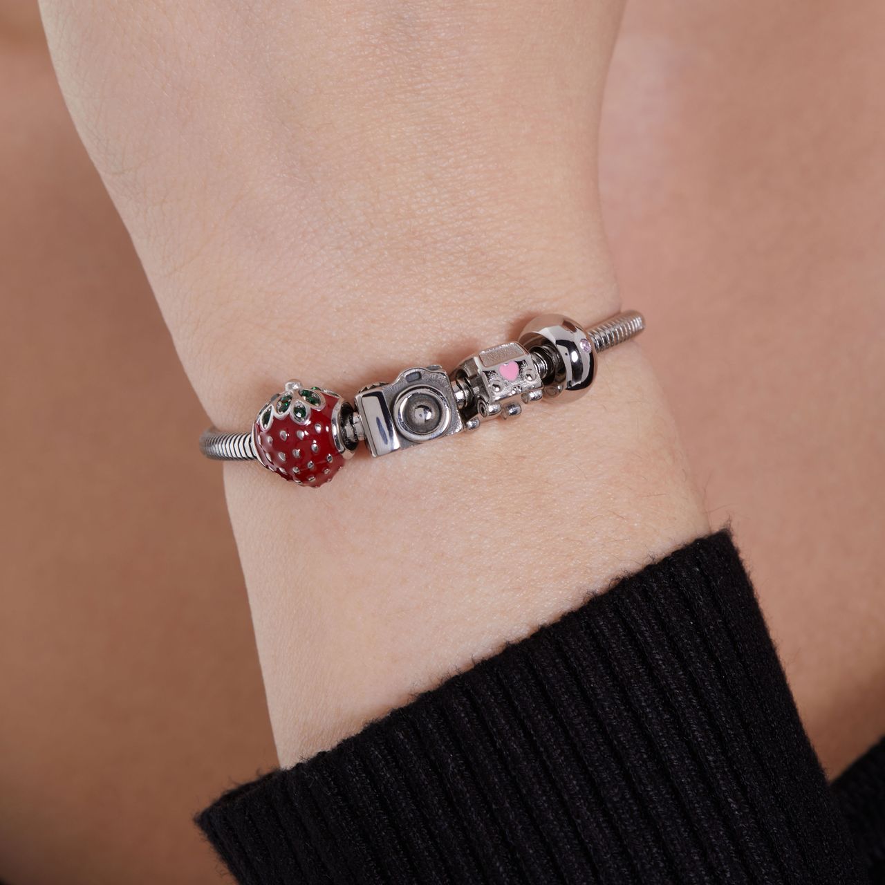 Charm aus Edelstahl Erdbeere
