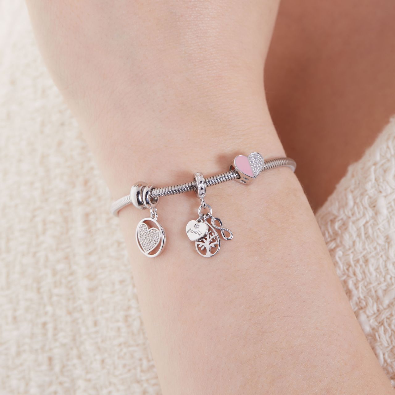 Charm aus 925er Silber, Stern, Lebensbaum, Infinity